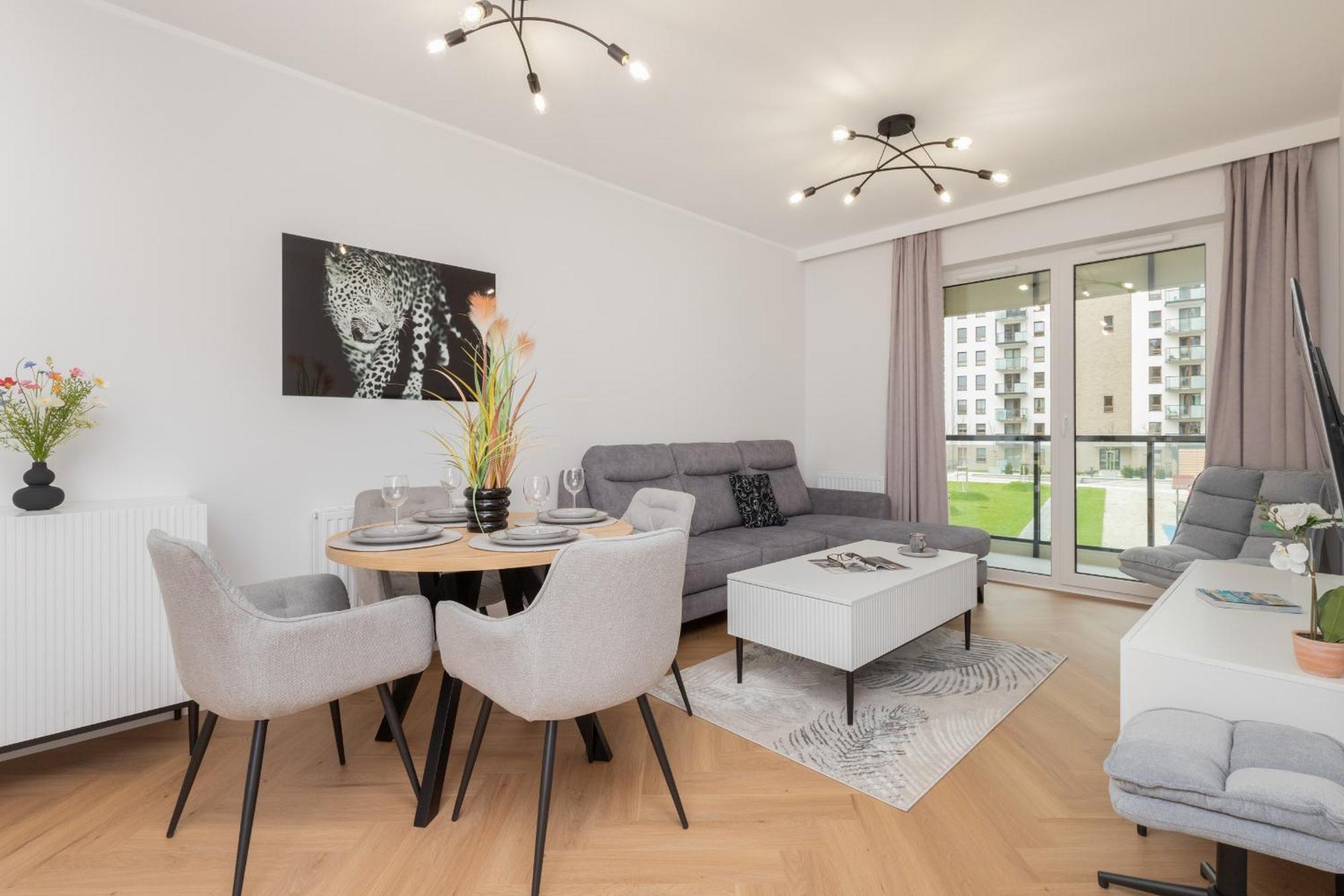 Nowa Letnica Comfortable Apartments With Balcony & Parking Gdansk By Noclegi Renters Exterior photo